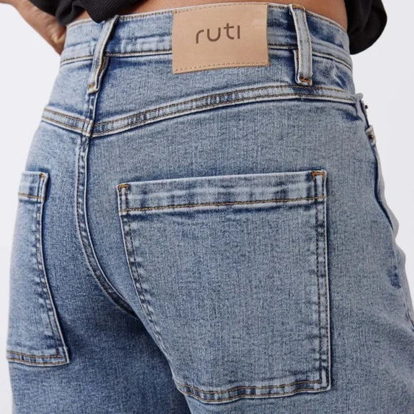 Ruti THE PETITE SLOUCHY JEANS 2.0 in Vintage Wave 8P NWT - Picture 2 of 5